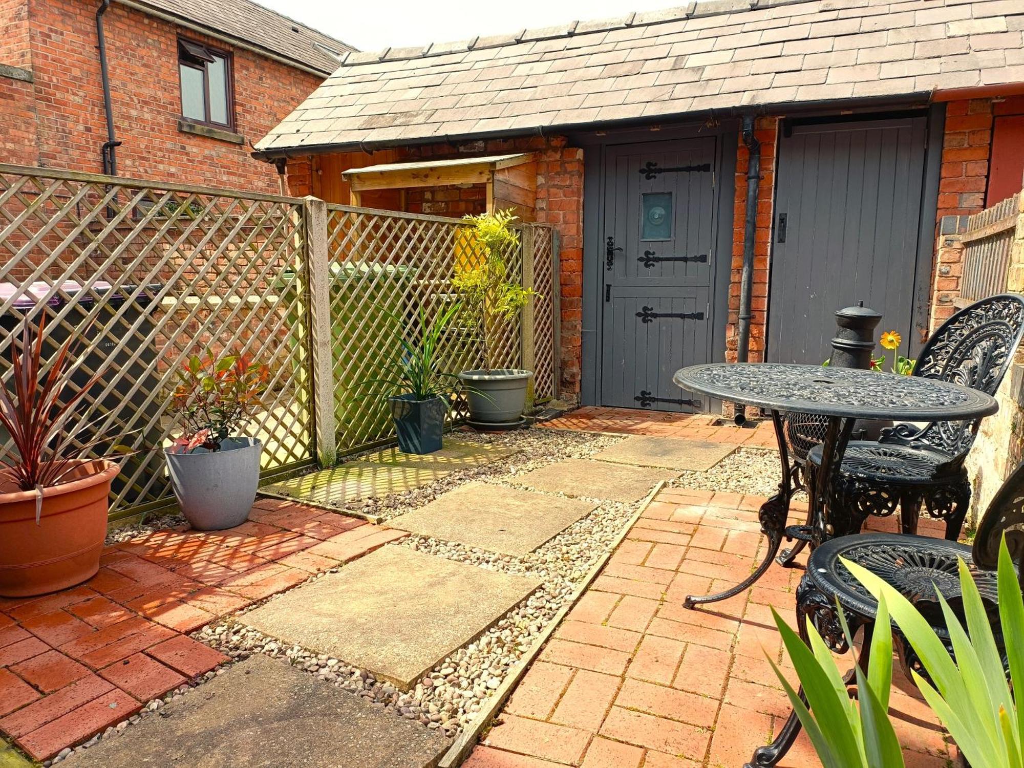 Charming Terrace Home In Whitchurch Уитчерч Экстерьер фото